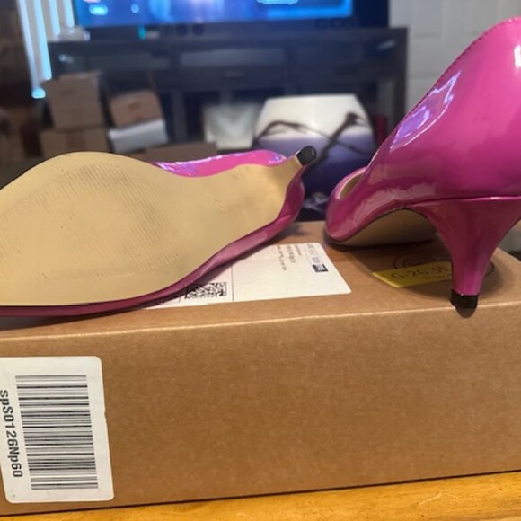 Heels - Picture 2 of 4